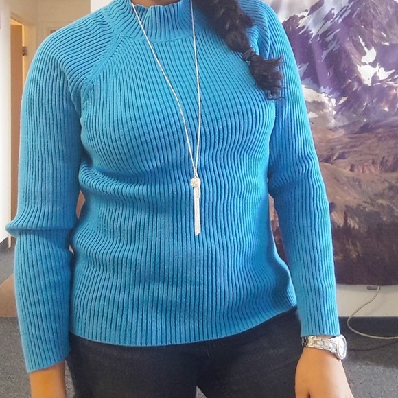 4 sweaters - Bundle - Picture 4 of 6